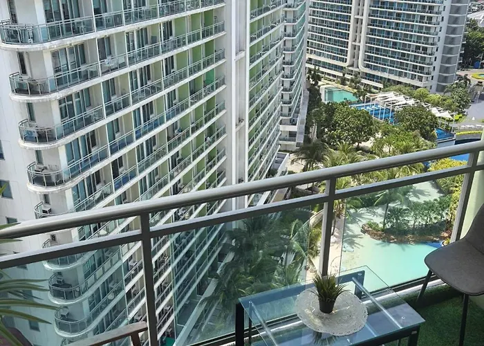 Azure Urban Paranaque Aparthotel Manila